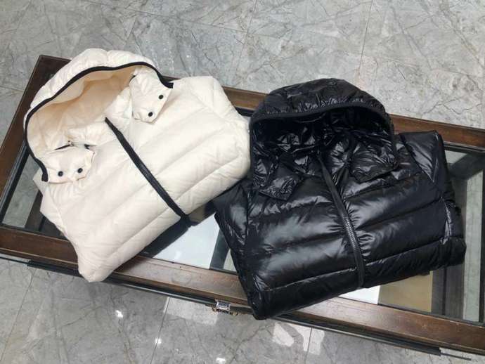 Picture of Moncler Down Jackets _SKUMonclerM-XXLxxn809168